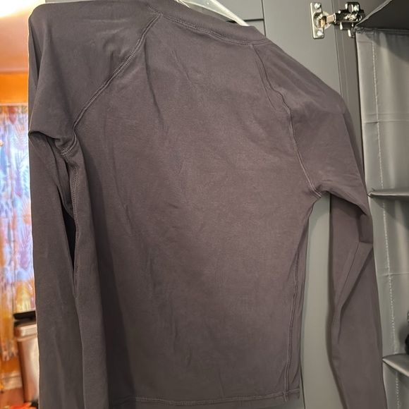 Skims New Vintage Ash RAGLAN HIGH NECK LONG SLEEVE T-SHIRT Size Medium - Picture 3 of 5